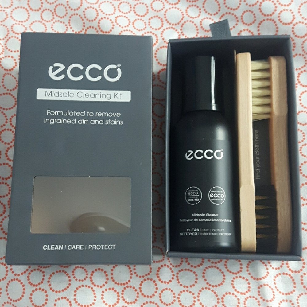 Ecco shoe cleaning kit